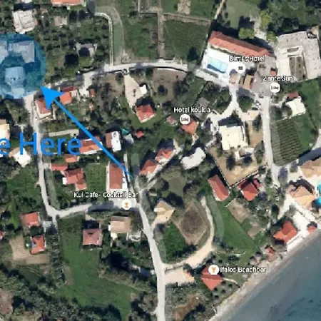 Villa 3rd Stone Near The Beach